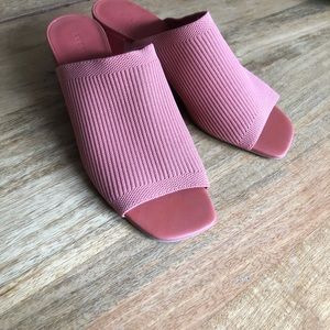 Everlane Knit block heel mule